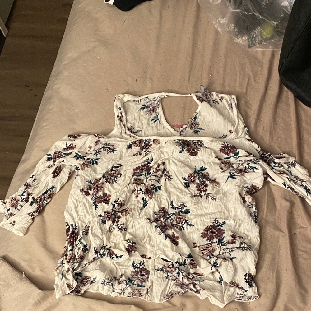 Charlotte Russe Floral Cold Shoulder Blouse - Cream and Purple